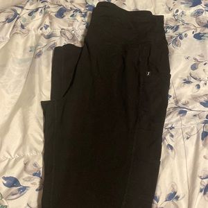 Jaanuu yoga pant scrubs